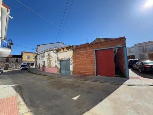 Casa en venta en Orellana La Vieja, Badajoz