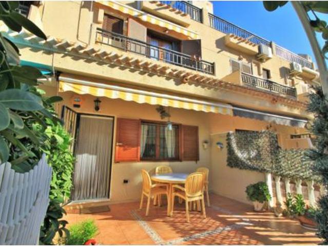 Casa en venta en Dehesa de Campoamor, Orihuela