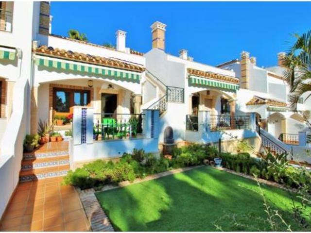 Casa en venta en Dehesa de Campoamor, Orihuela
