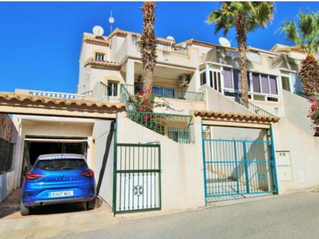 Casa en venta en Dehesa de Campoamor, Orihuela
