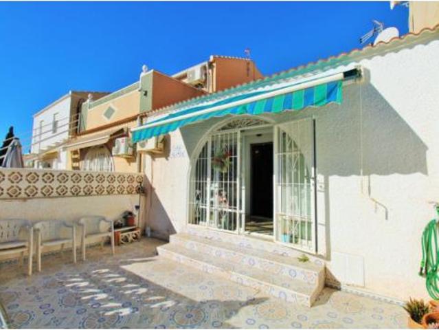 Casa en venta en Dehesa de Campoamor, Orihuela