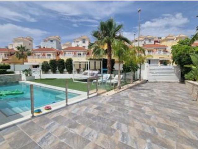 Casa en venta en Villa Martín, el Baix Segura / La Vega Baja