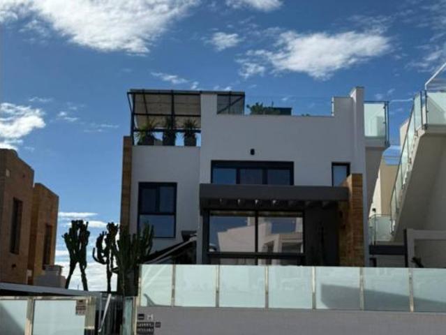 Casa en venta en Sectores La Cuerda y Lomas de Cabo Roig, Orihuela