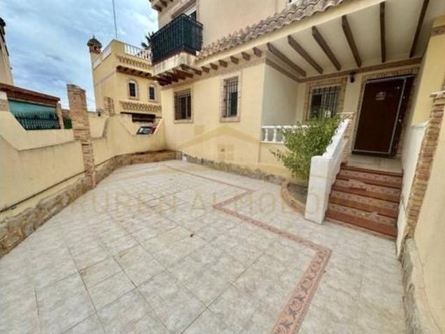 Casa en venta en Orihuela, Urbanización Las Mimosas - La Chismosa