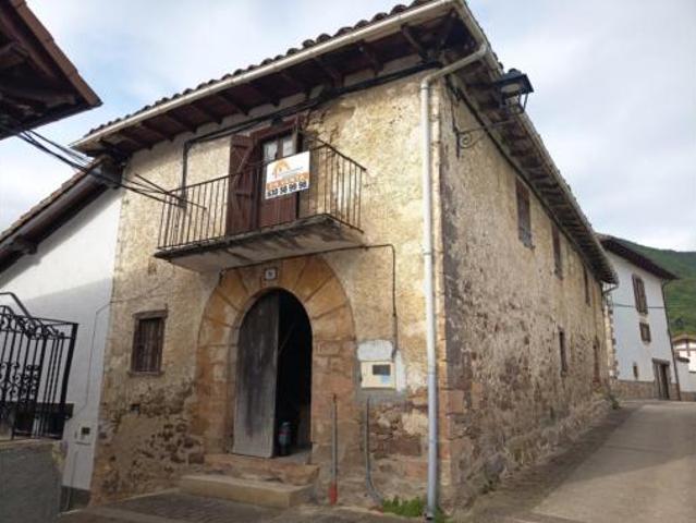 Casa en venta en Pirinioaurrea, Navarra