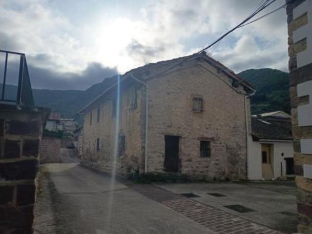 Casa en venta en Pirinioaurrea, Navarra