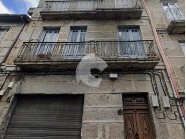 Casa en venta en A Carballeira, Ourense