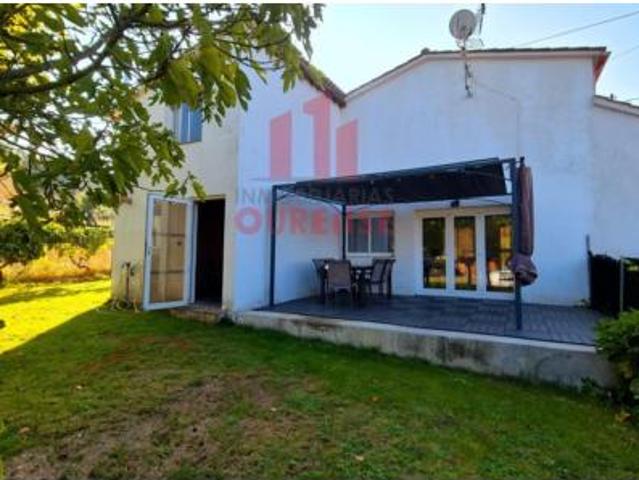 Casa en venta en Montealegre, Ourense