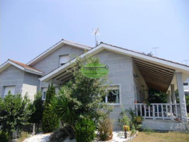 Casa en venta en Ourense, Galicia