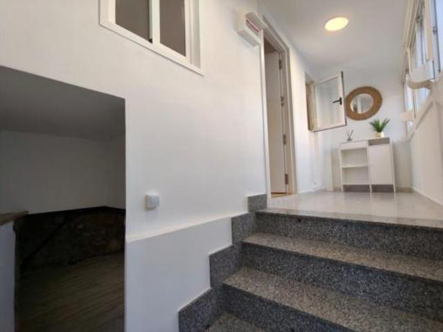 Casa en venta en As Lagoas, Ourense