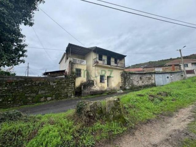 Casa en venta en Ourense, Galicia