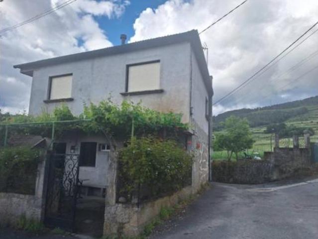 Casa en venta en Ourense, Galicia