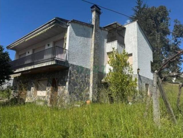 Casa en venta en Ourense, O Cumial Casa en venta en Ourense, O Cumial