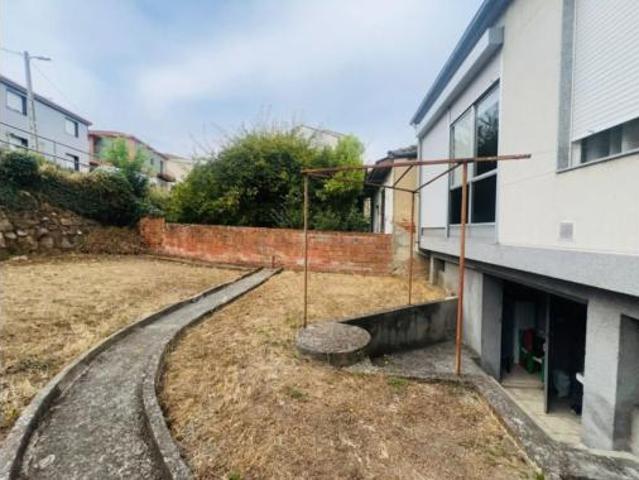 Casa en venta en Montealegre, Ourense