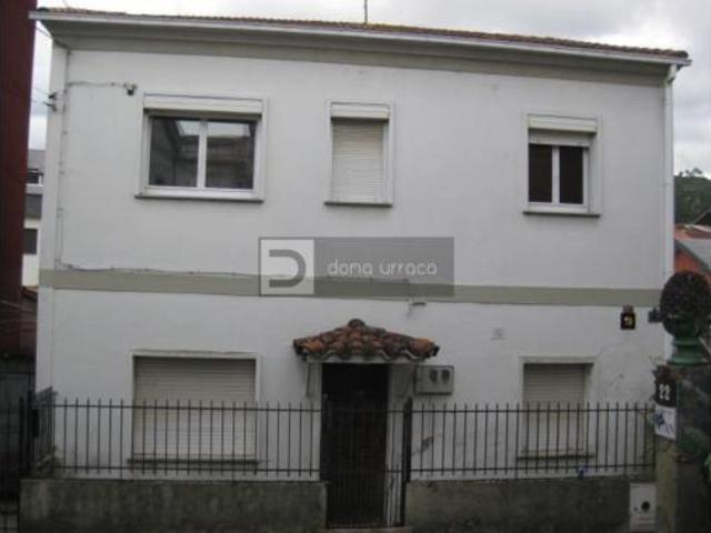 Casa en venta en A Lonia de Abaixo, Ourense