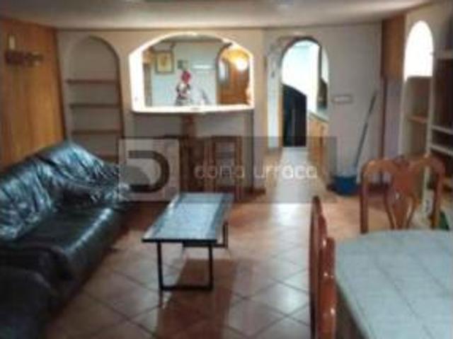 Casa en venta en Montealegre, Ourense