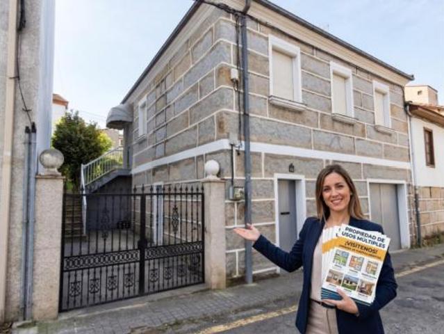 Casa en venta en A Lonia de Abaixo, Ourense