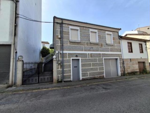 Casa en venta en A Lonia de Abaixo, Ourense