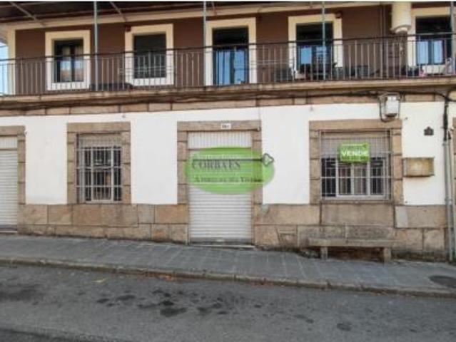 Casa en venta en Ourense, Galicia