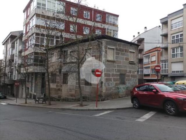 Casa en venta en O Vinteún, Ourense