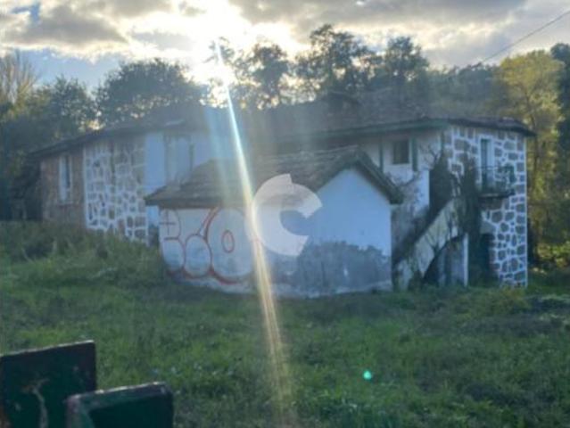 Casa en venta en Couto, Ourense