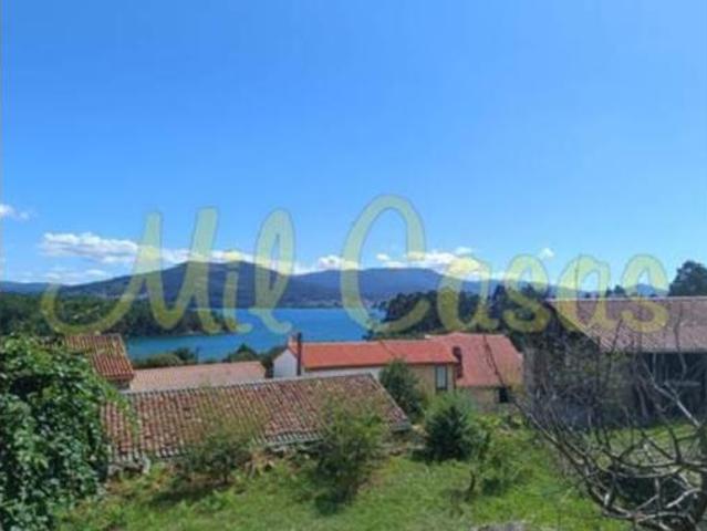 Casa en venta en Outes, Noia