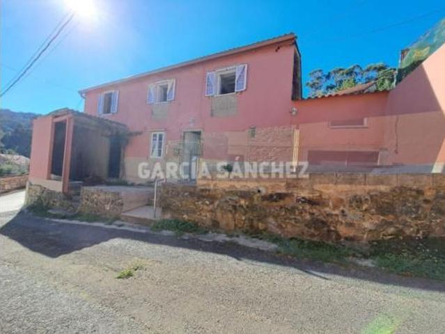 Casa en venta en Outes, A Serra de Outes