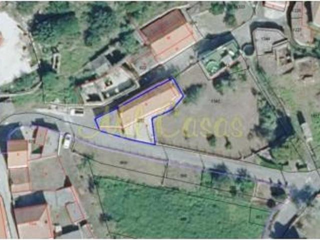 Casa en venta en Outes, Noia