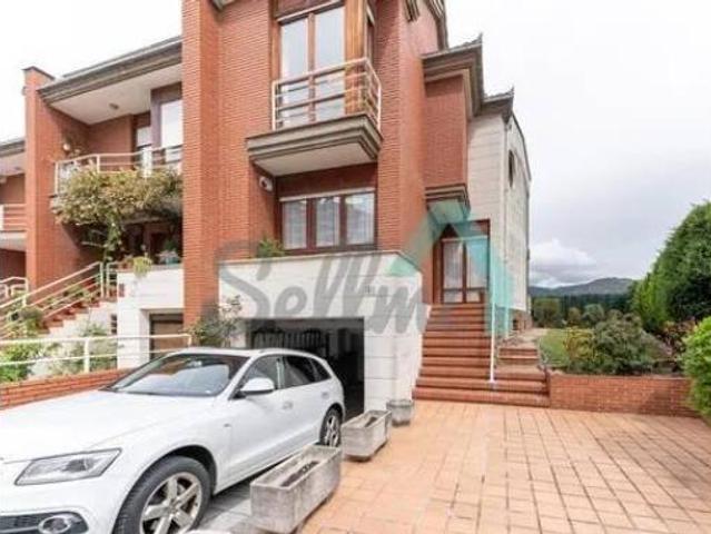 Casa en venta en Oviedo, Asturias