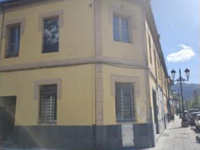 Casa en venta en Oviedo, L'Argomal