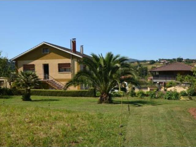 Casa en venta en Oviedo, Asturias