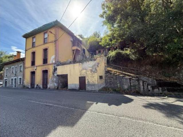 Casa en venta en Oviedo, Asturias
