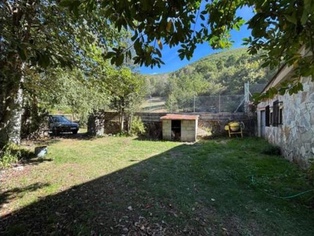 Casa en venta en Palacios del Sil, León