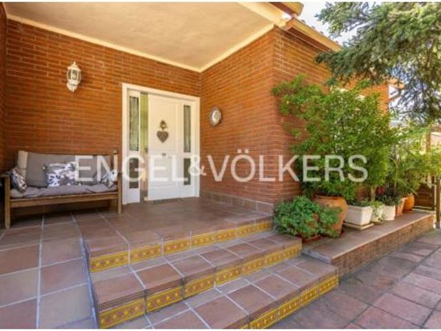 Casa en venta en Fontpineda, Pallejà