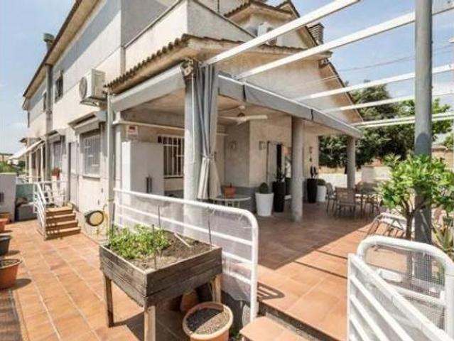 Casa en venta en l'Eixample de Parets, Vallès Oriental