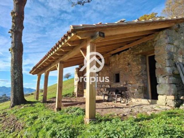 Casa en venta en Villa de la Peña / Villar de La Peñe, Parres