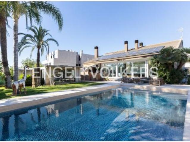 Casa en venta en la Coma, Paterna