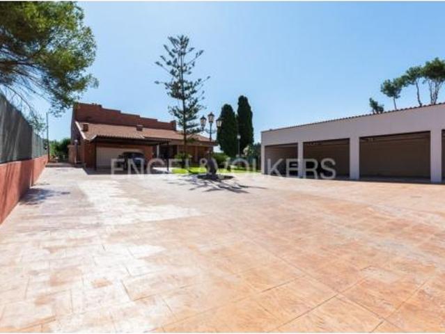 Casa en venta en l'Horta Nord, Valencia