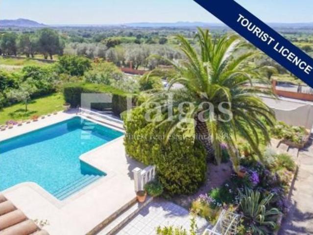 Casa en venta en Alt Empordà, Catalunya