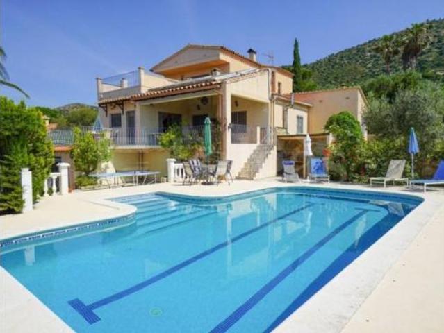 Casa en venta en Alt Empordà, Catalunya