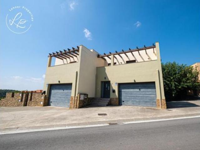 Casa en venta en Alt Empordà, Catalunya