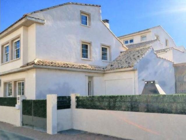 Casa en venta en Pedrezuela, Madrid