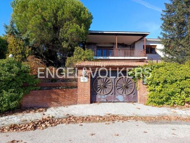 Casa en venta en Pedrezuela, Madrid