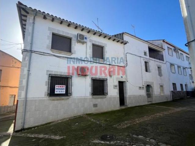Casa en venta en Peraleda De San Román, Extremadura