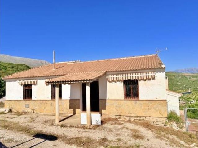 Casa en venta en Mondrón, La Axarquía