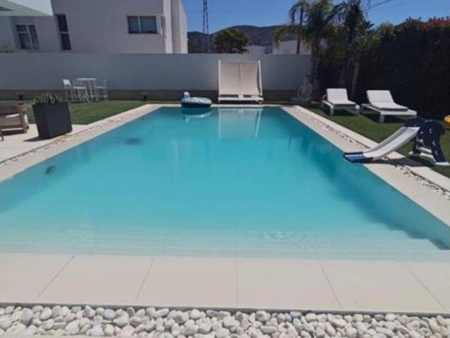 Casa en venta en Urbanització Lloma Badá, el Vinalopó Mitjà / El Vinalopó Medio