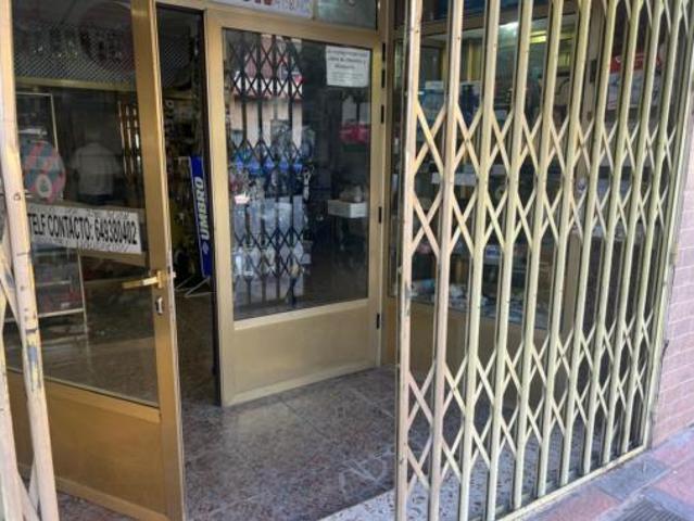 Casa en venta en les Vinyes, el Vinalopó Mitjà / El Vinalopó Medio