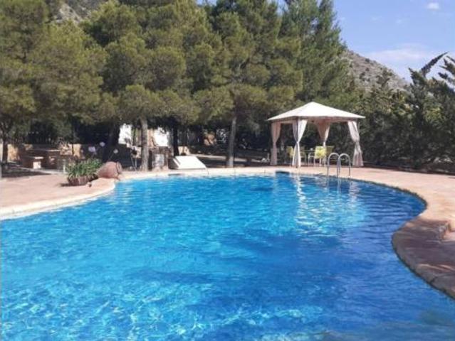 Casa en venta en Petrer, Alacant / Alicante