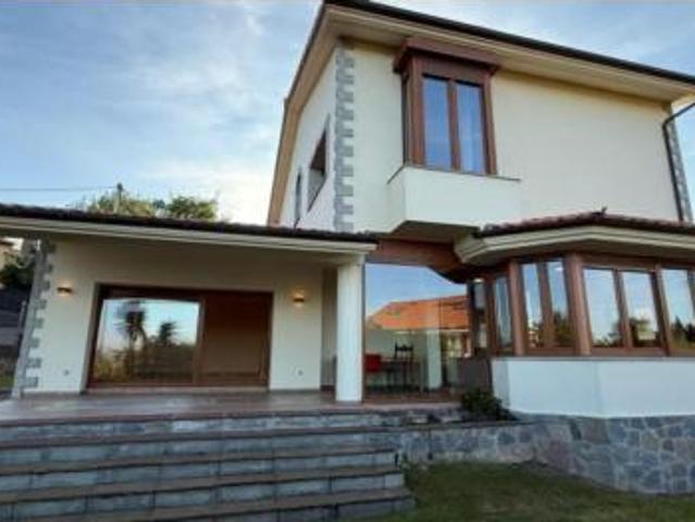 Casa en venta en Peñamellera Alta, Asturias