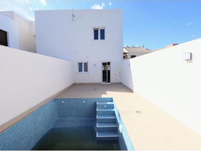 Casa en venta en Pinar de Campoverde, el Baix Segura / La Vega Baja